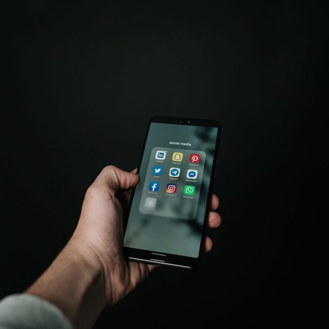 Social Media Marketing (SMM)