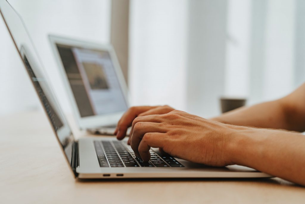 SEO: Wie optimiert man eine Website richtig? Willkommen bei Brand Born Digital Marketing Agentur! Suchmaschinenoptimierung, XML-Sitemap, Link-Building