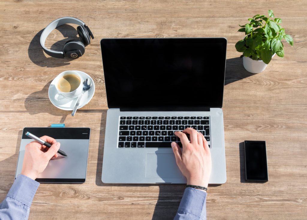 Landingpage, Unternehmenswebsite und Online-Shop - was ist der Unterschied? Online-Präsenzen, Arten von Websites, Typen von Websites, Neue Website